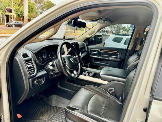 RAM 3500 6.7 I6 TURBO DIESEL LARAMIE CD 4X4 AUTOMÁTICO